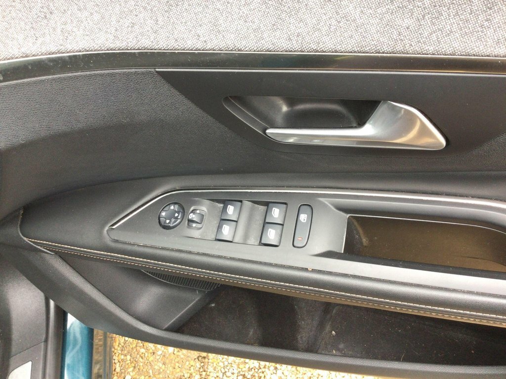Peugeot 5008 1.2 Puretech Active Green #15