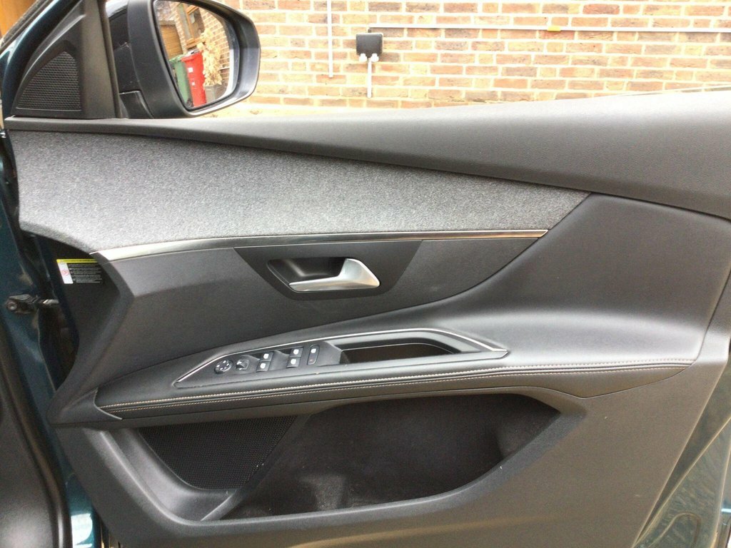 Peugeot 5008 1.2 Puretech Active Green #14