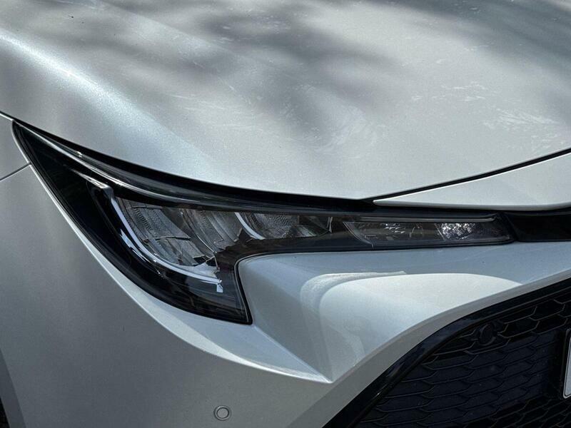 Toyota Corolla Icon White #28