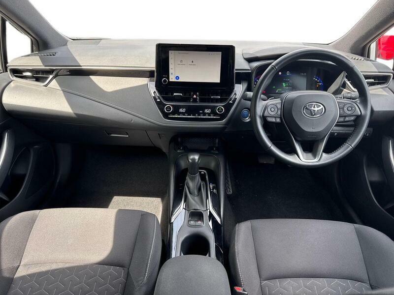 Toyota Corolla Icon White #11