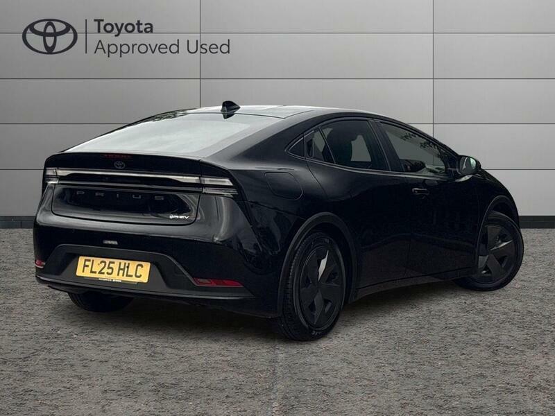 Toyota Prius 2.0 13.6Kwh Design Hatchback Plug-in Hy Black #3