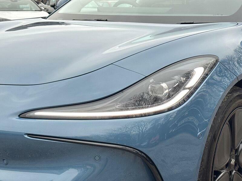 MG IM5 100Kwh Long Range Saloon 407 Ps White #21