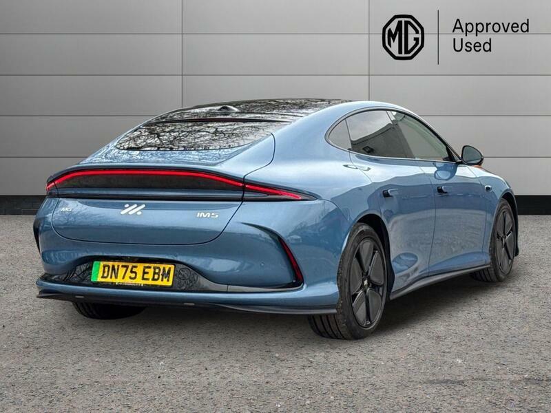 MG IM5 100Kwh Long Range Saloon Blue #3