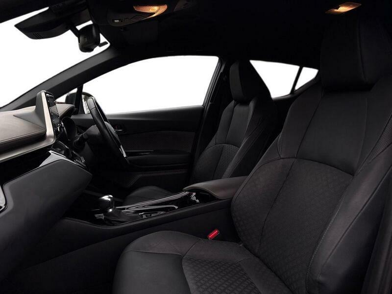 Toyota C-Hr 2.0L Dynamic 181 Bhp White #16