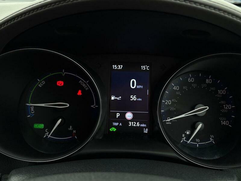 Toyota C-Hr 2.0L Dynamic 181 Bhp White #14
