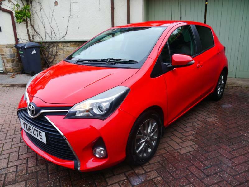 Toyota Yaris 1.33 Vvt-i Icon Red #3