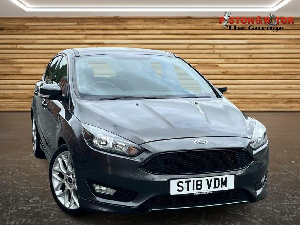 Ford Focus St-line Grey