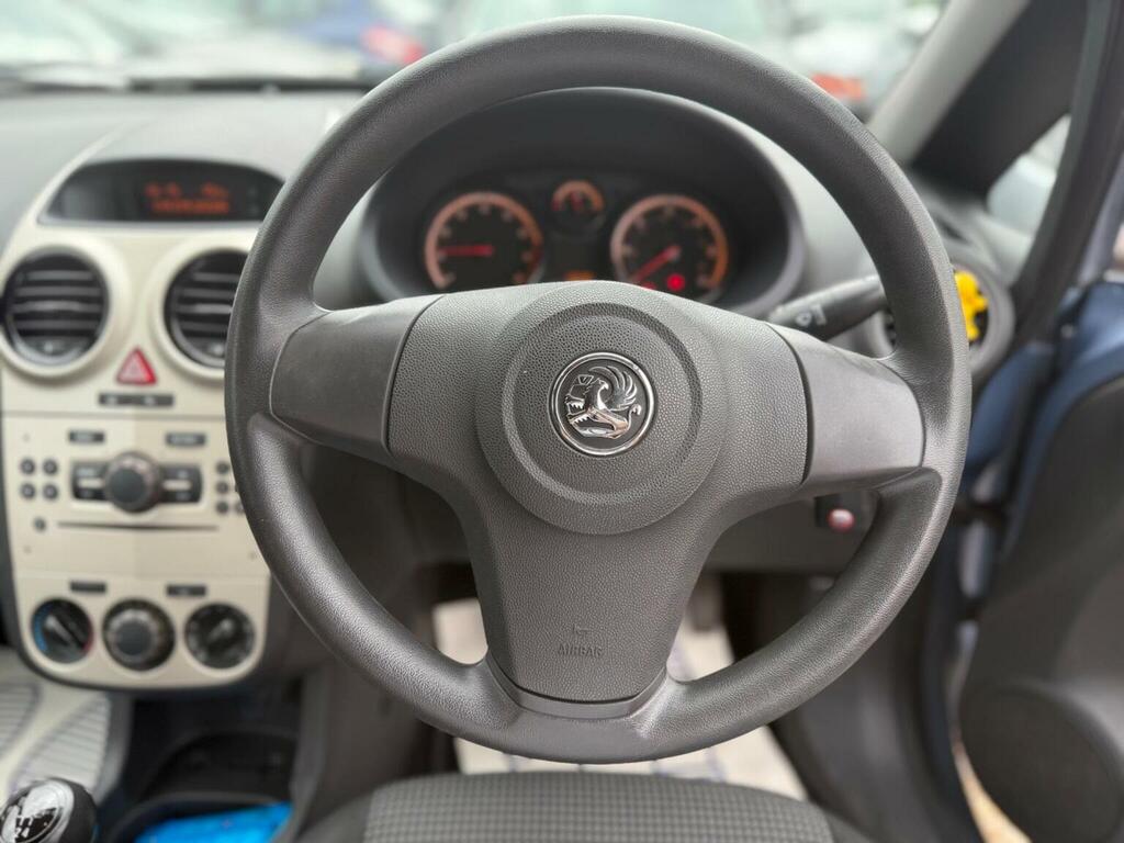 Vauxhall Corsa 1.4I 16V Sxi Black #36