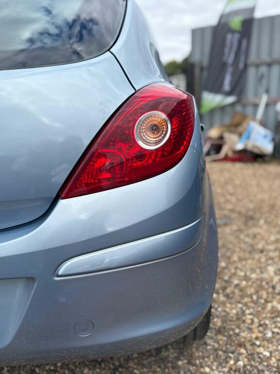 Vauxhall Corsa 1.4I 16V Sxi Black #40