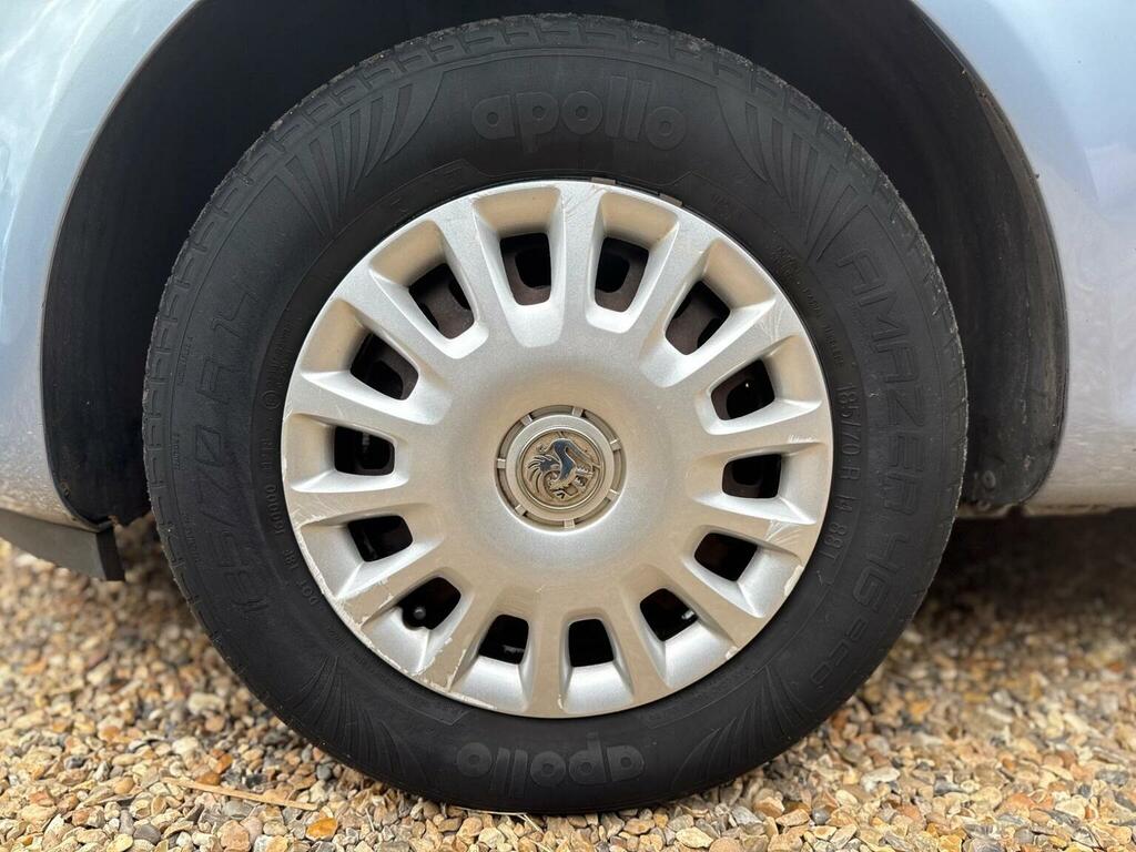 Vauxhall Corsa 1.4I 16V Sxi Black #23