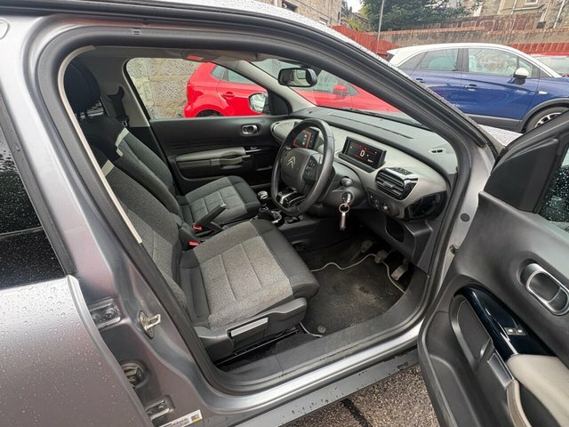 Citroen C4 Cactus Hatchback 2017 - 2020 White #9
