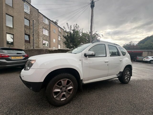 Dacia Duster Dci Laureate Suv White #4