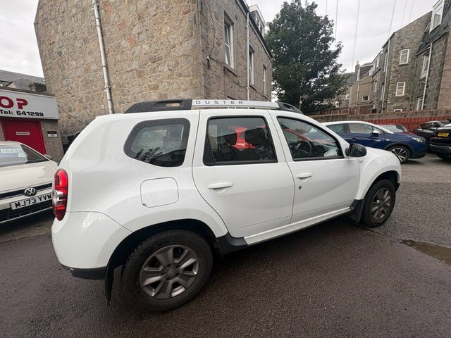Dacia Duster Dci Laureate Suv White #5