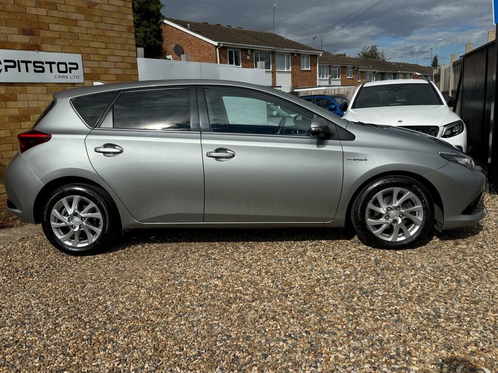 Toyota Auris Business Edition Grey #3