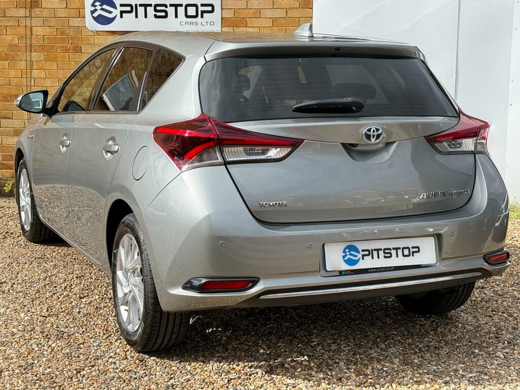 Toyota Auris Business Edition Grey #2