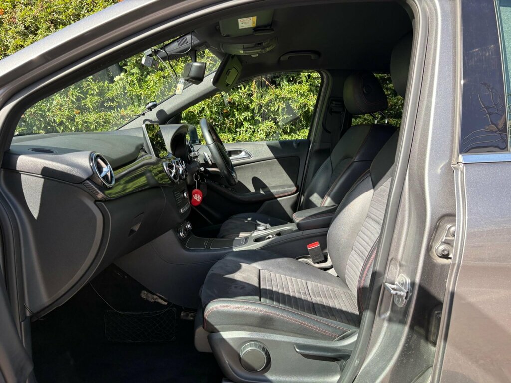 Mercedes-Benz B Class 2.1L B 200 D Blue #18