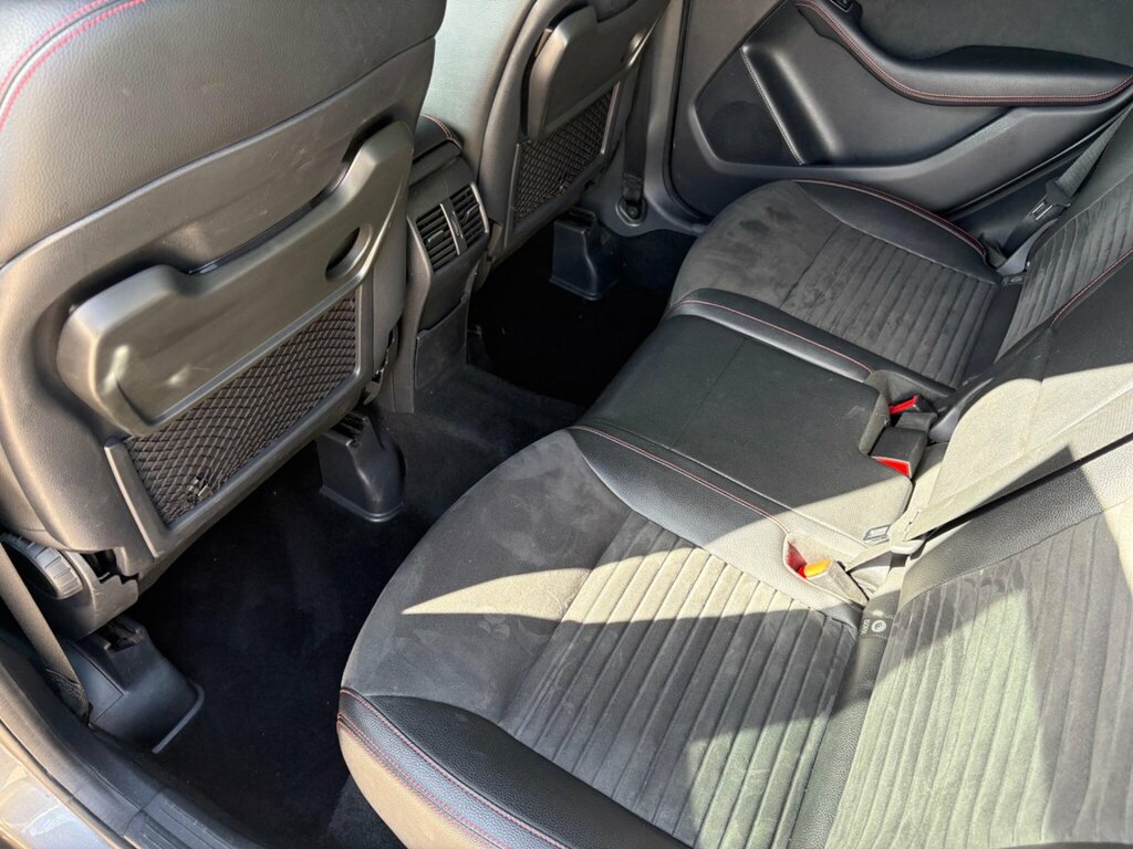 Mercedes-Benz B Class 2.1L B 200 D Blue #28