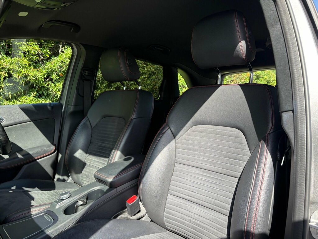 Mercedes-Benz B Class 2.1L B 200 D Blue #23