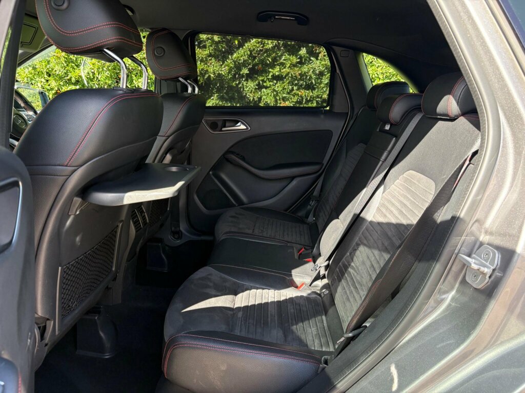 Mercedes-Benz B Class 2.1L B 200 D Blue #21