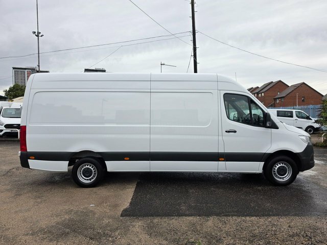 Mercedes-Benz Sprinter 2.0 315 Cdi Progressive Rwd L3 H2 150 Bhp Euro 6 White