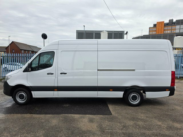 Mercedes-Benz Sprinter 2.0 315 Cdi Progressive Rwd L3 H2 150 Bhp Euro 6 White #2