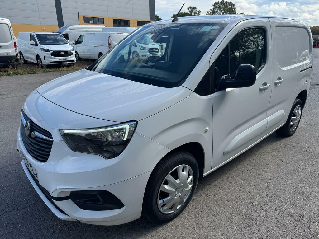 Vauxhall Combo 2300 1.5 Turbo D 100Ps H1 Prime Van White #8
