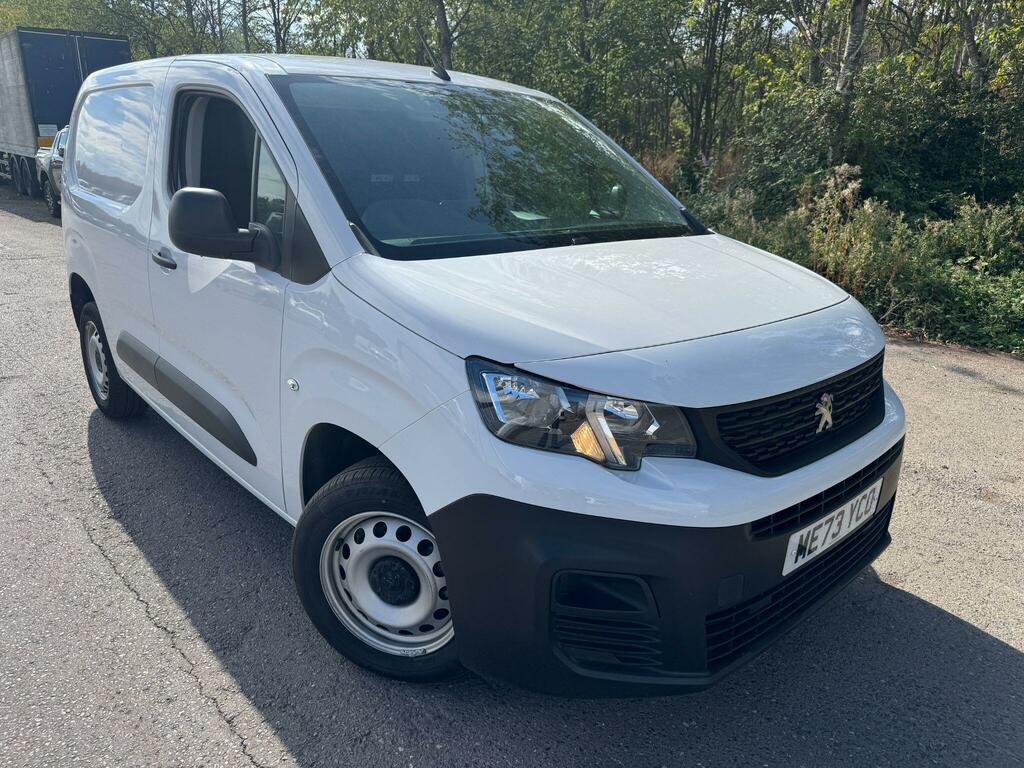 Peugeot Partner 1.5 Bluehdi 1000 Professional Premium Standard P White