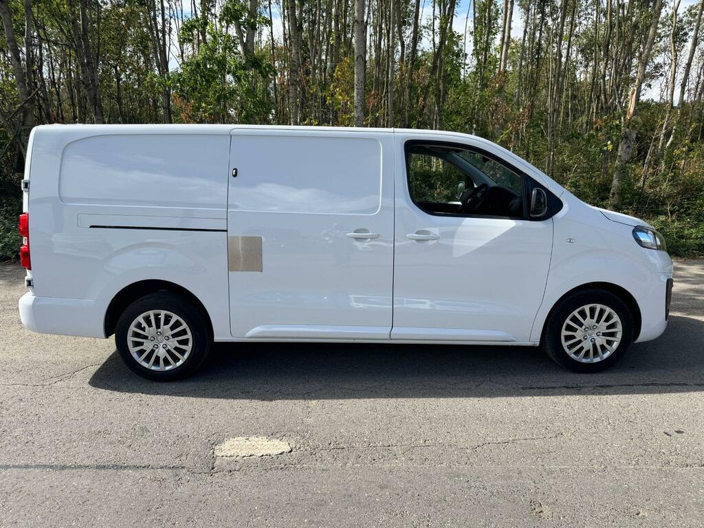 Vauxhall Vivaro 1.5 Turbo D 2900 Pro L2 H1 Euro 6 Ss 6Dr White #2