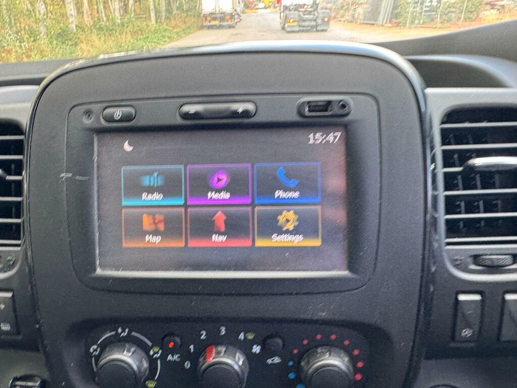 Vauxhall Vivaro 1.6 Cdti 2900 Biturbo Ecotec Panel Van Silver #13