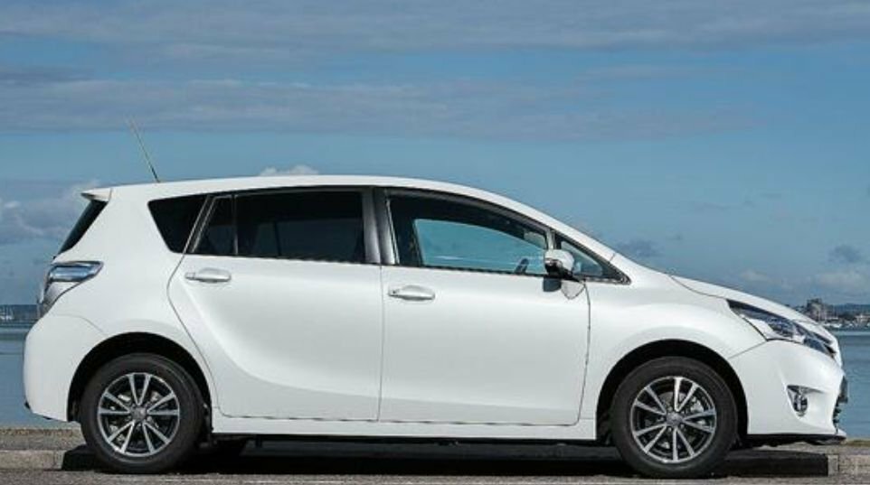Toyota Verso 1.6L Trend Plus White