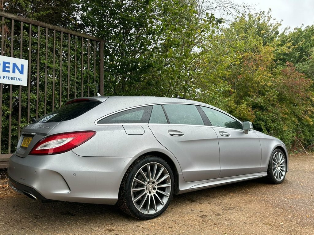 Mercedes-Benz CLS 3L Amg Line Grey #3