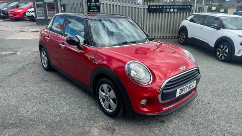 Mini Hatch Cooper D Red