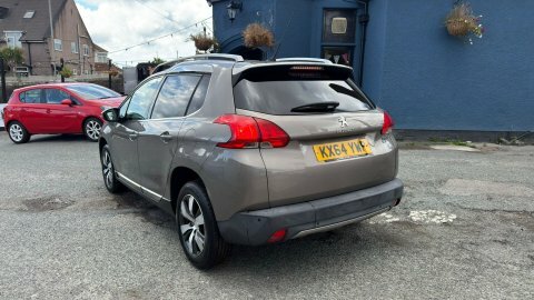 Peugeot e-2008 E-hdi Allure #5