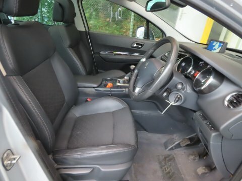 Peugeot 3008 Active Silver #9