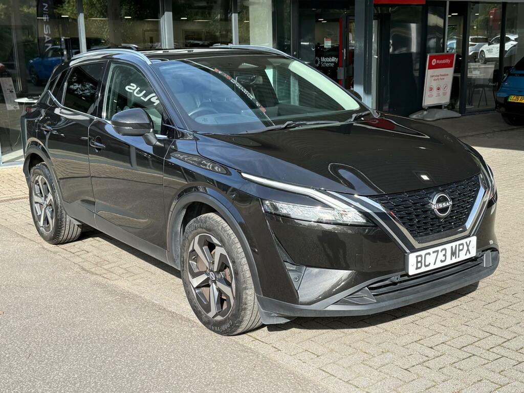 Nissan Qashqai 1.3 Dig-t Mhev N-connecta Euro 6 Ss Black