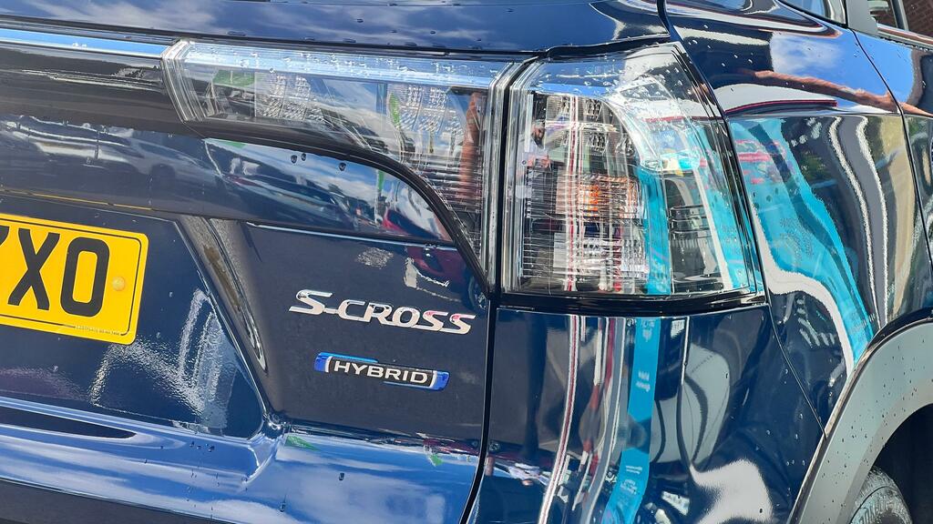Suzuki S Cross Motion Black #5