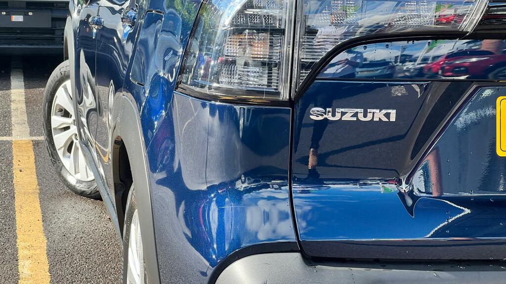 Suzuki S Cross Motion Black #4