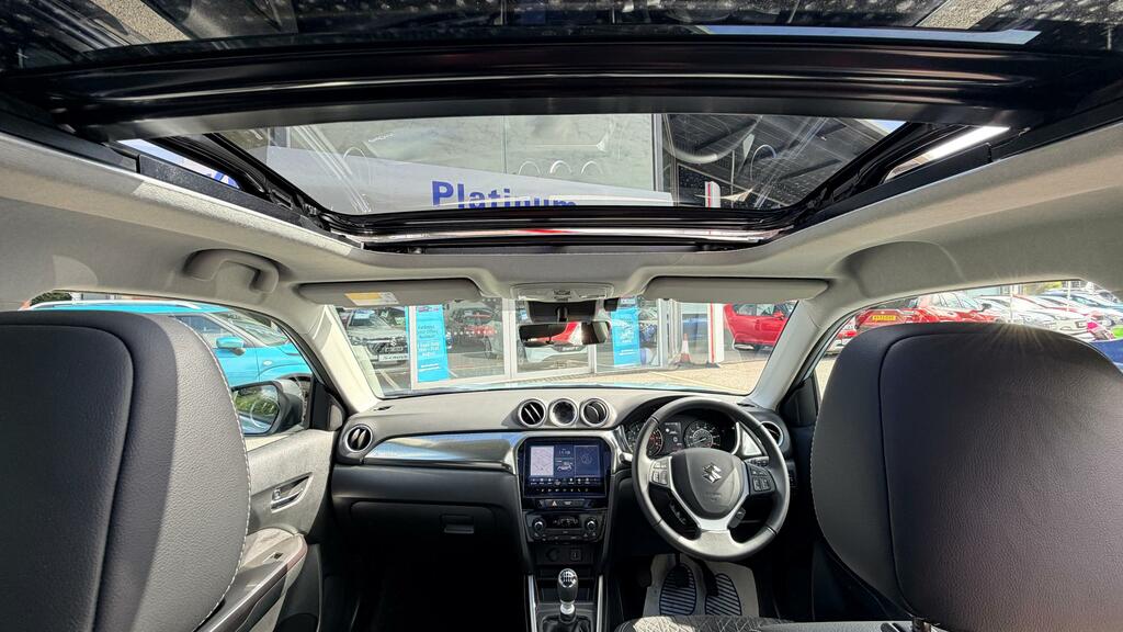 Suzuki Vitara 1.5 Hybrid Motion Red #9