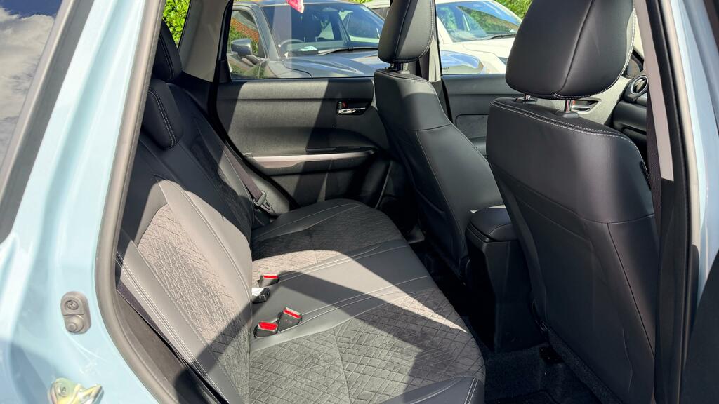 Suzuki Vitara 1.5 Hybrid Motion Red #7