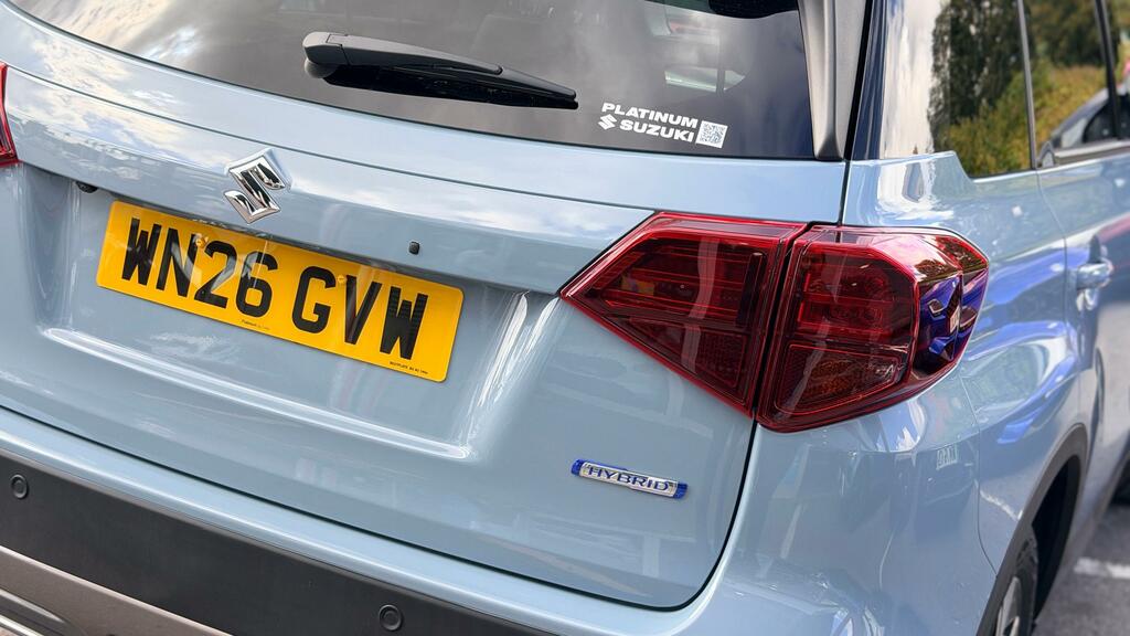 Suzuki Vitara 1.5 Hybrid Motion Red #24