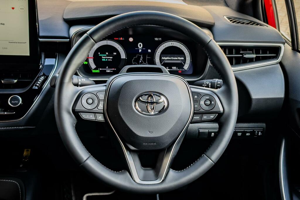 Toyota Corolla 1.8 Vvt-h Design Hatchback Hybrid Cvt E Red #3