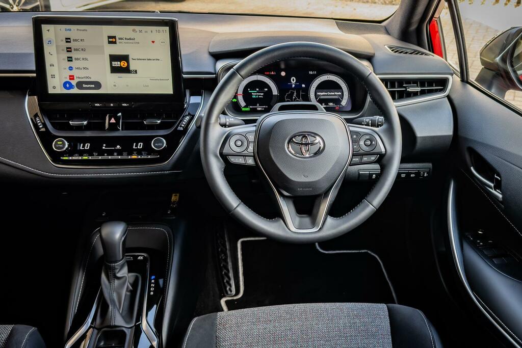Toyota Corolla 1.8 Vvt-h Design Hatchback Hybrid Cvt E Red #2