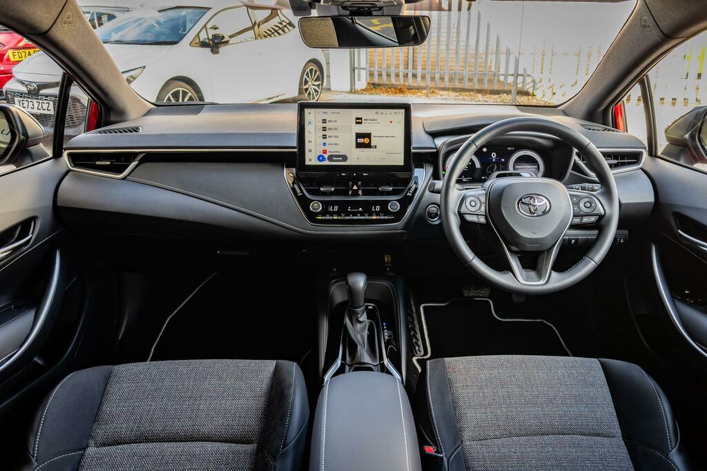 Toyota Corolla 1.8 Vvt-h Design Hatchback Hybrid Cvt E Red
