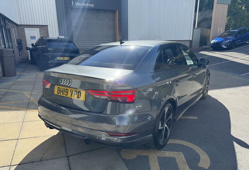 Audi A3 30 Tfsi Black Edition Grey #2