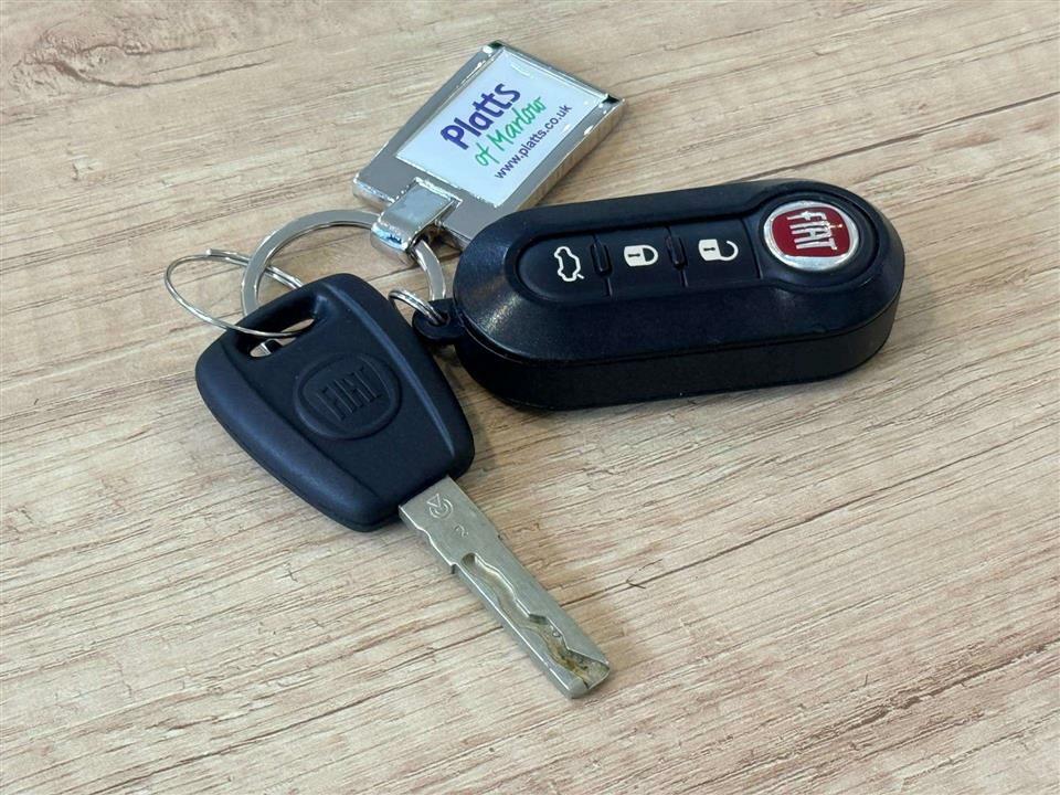 Fiat 500 1.0 Mild Hybrid Red #28