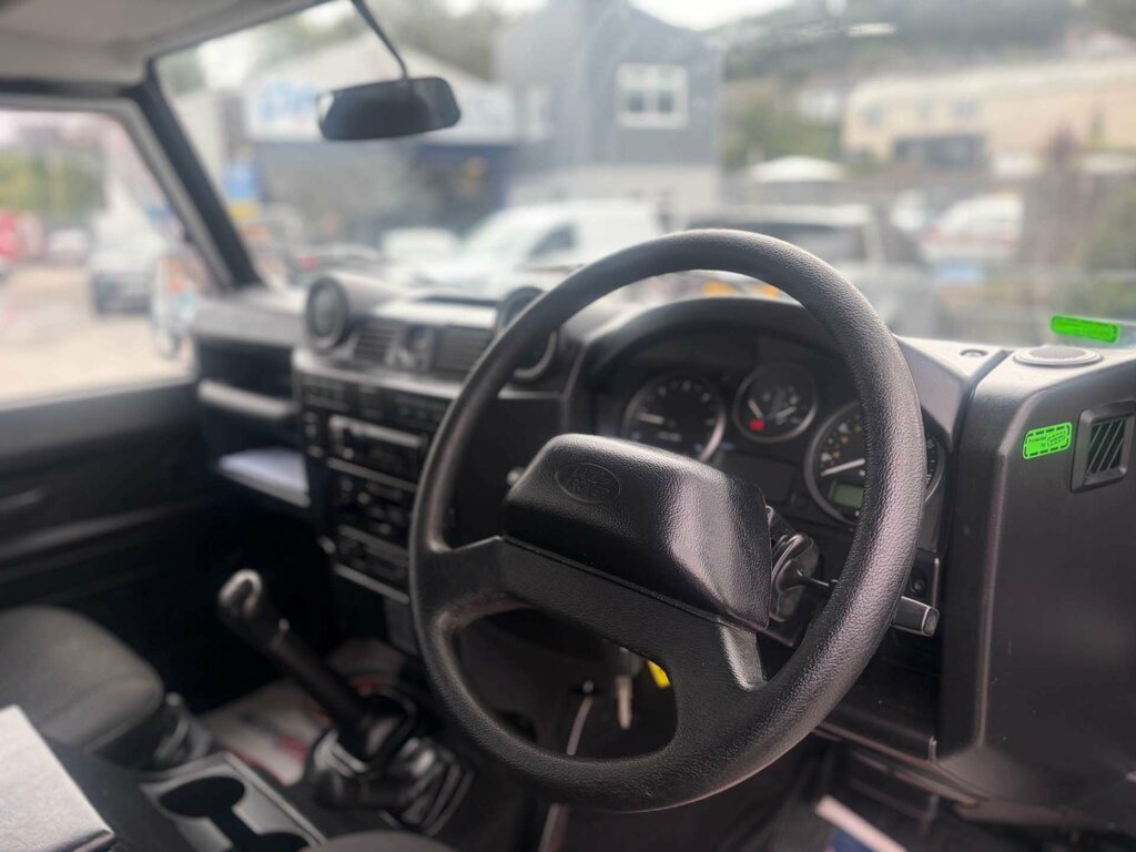 Land Rover Defender 90 90 County Tdci Black #40