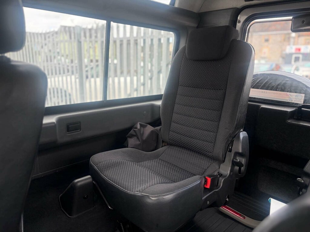 Land Rover Defender 90 90 County Tdci Black #49