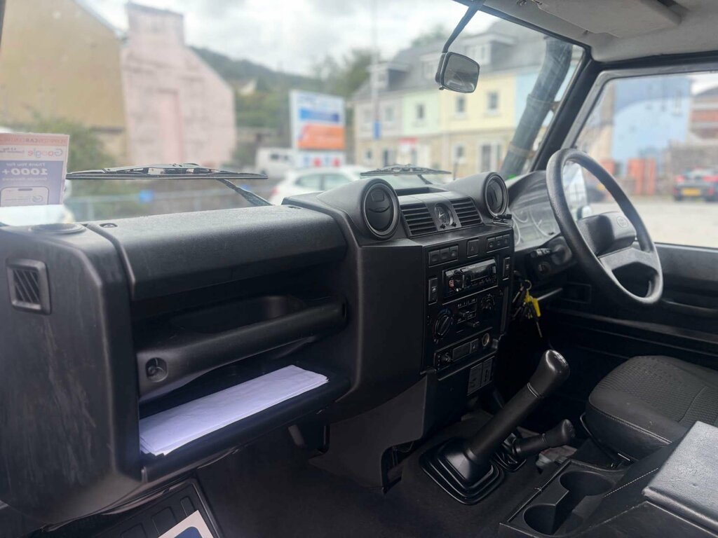 Land Rover Defender 90 90 County Tdci Black #44
