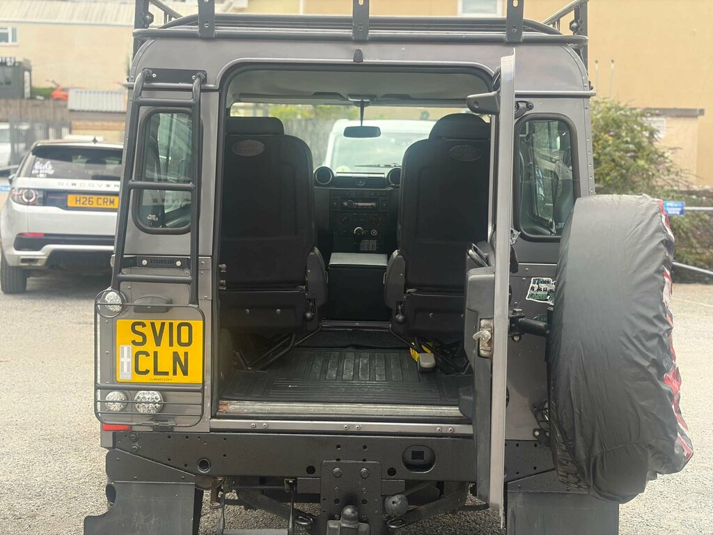 Land Rover Defender 90 90 County Tdci Black #41