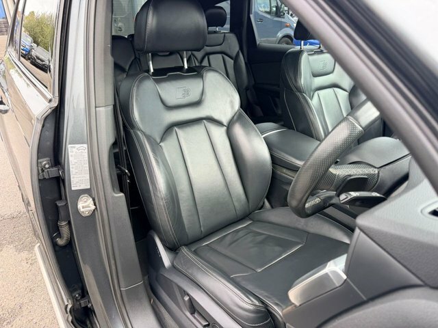Audi Q7 3.0 Tdi V6 45 Black #6